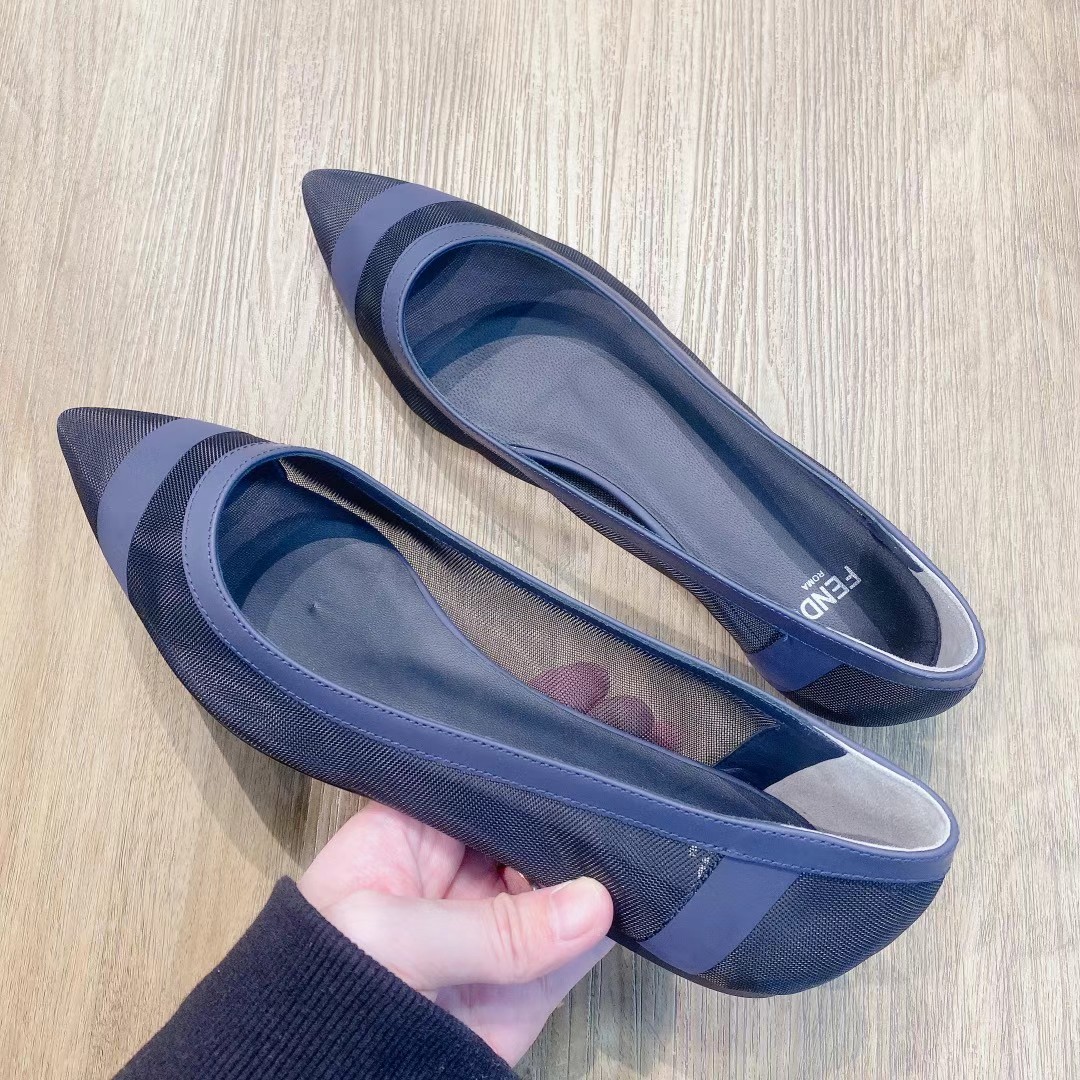 Fendi flat shoes, size 35, runs large63440397202562111