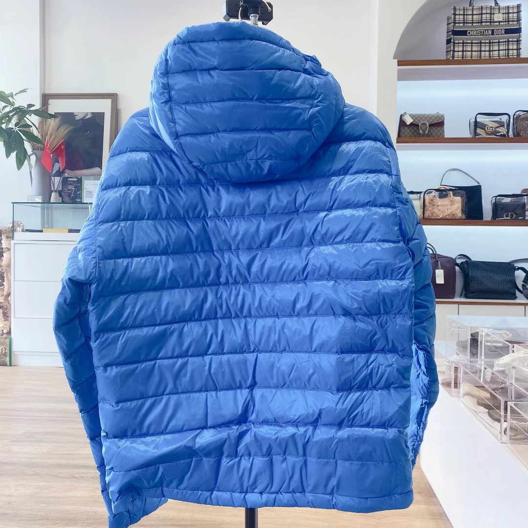 Burberry down jacket size XS63440392331394111