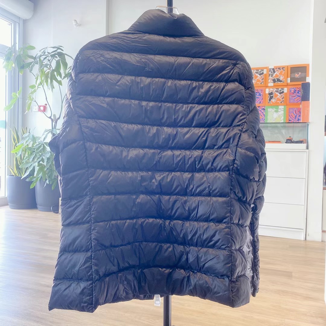 Burberry down jacket 2 pieces in each size XS/L63440392172418111