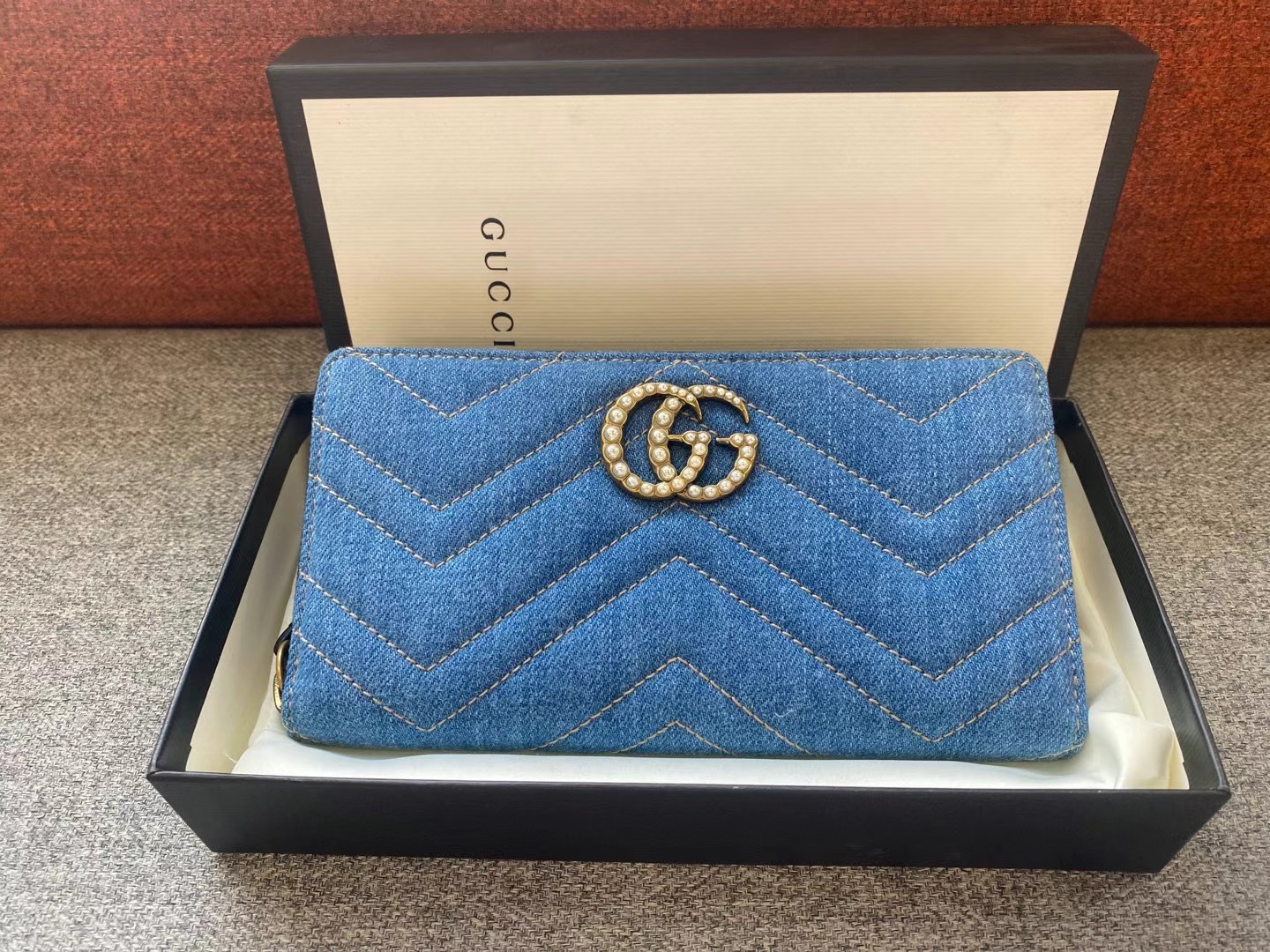 Gucci 长款牛仔钱包63440382421379110