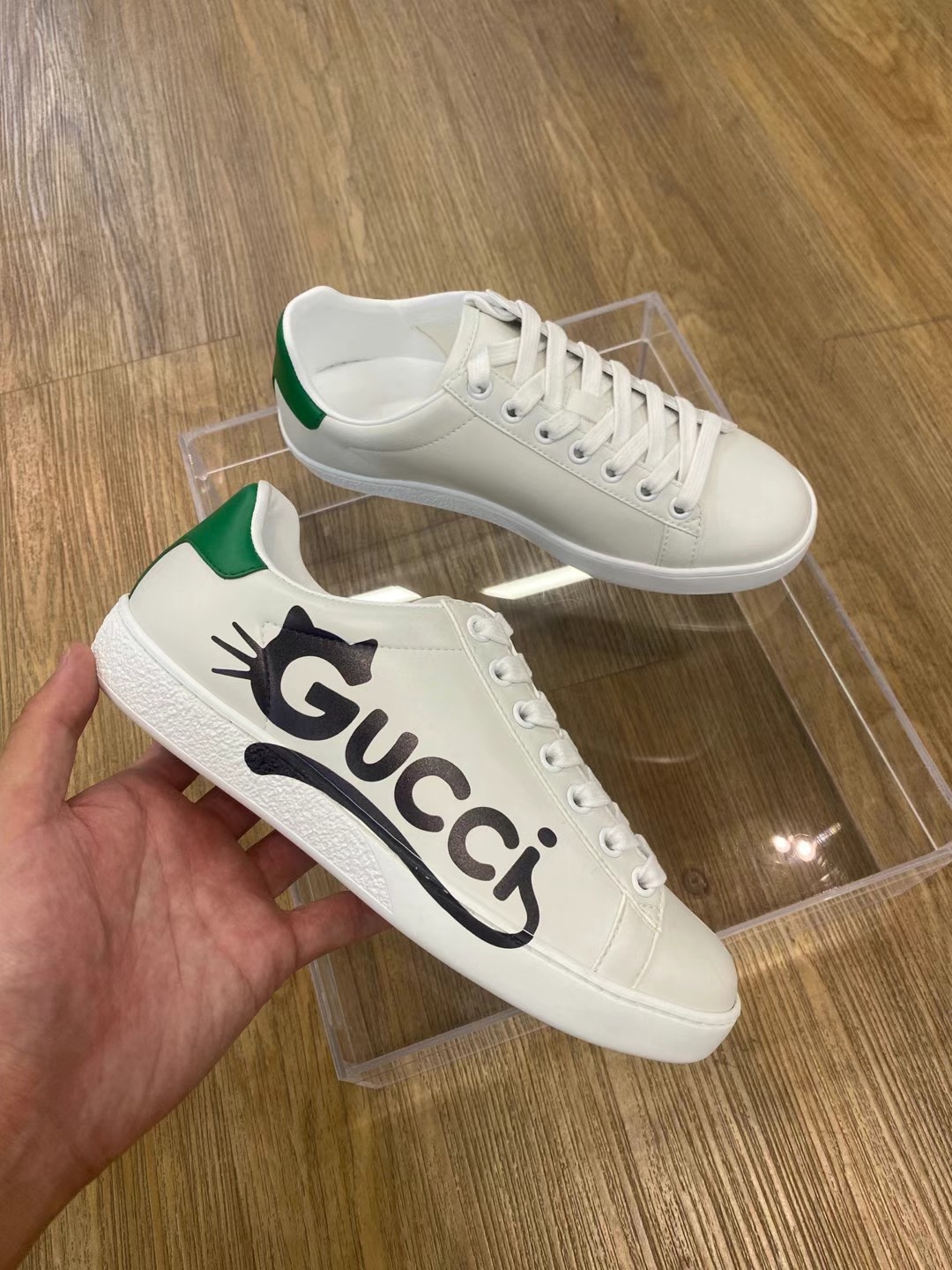 Gucci sneakers size 3463440380765569111