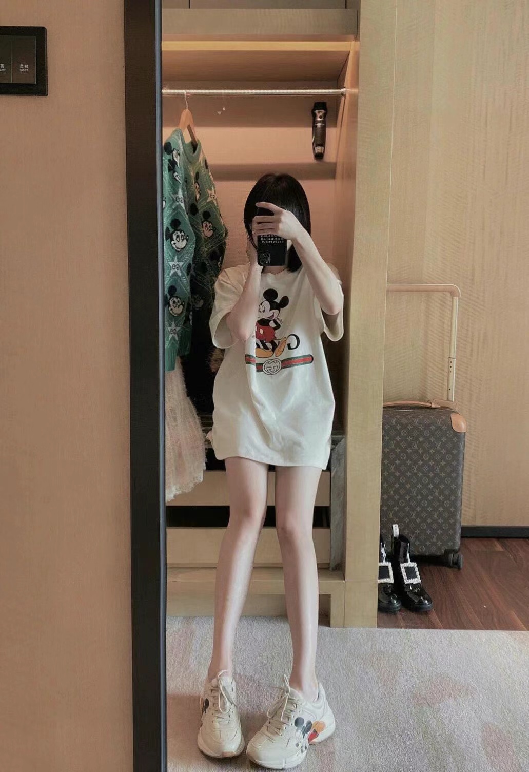 Gucci 米老鼠T恤 63440376785411112