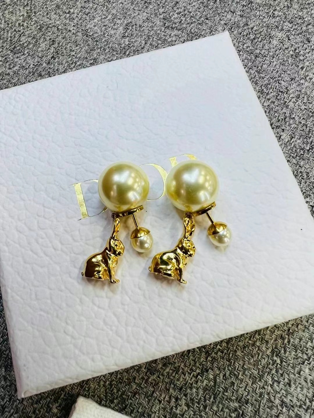 Dior 耳环63440362749315111