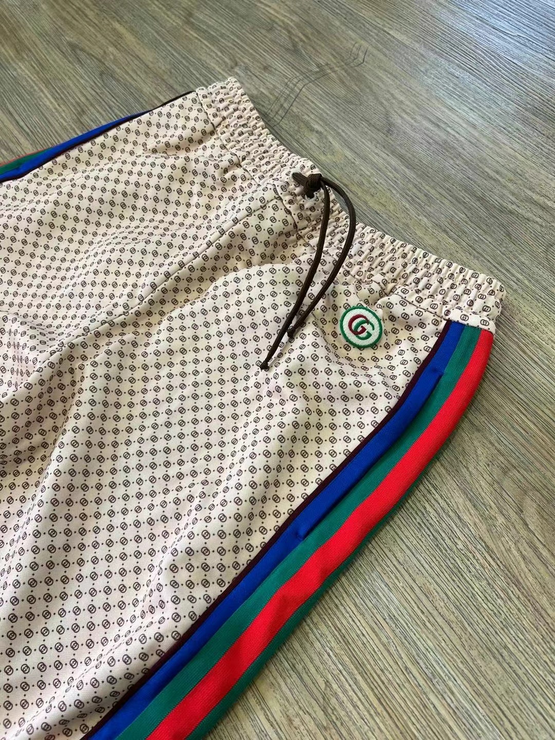 Gucci women's pants, can be worn by men, size XL63440357118721111