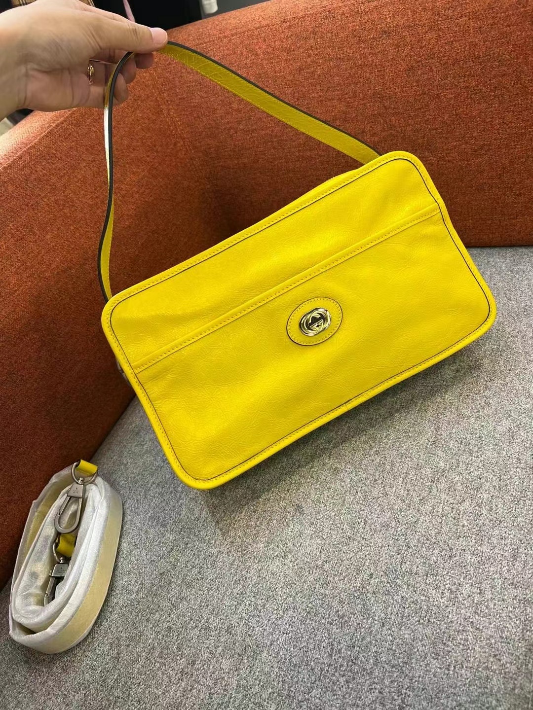 سعر الشراء الداخلي لـ Gucci حقيبة يد وحقيبة كتف جذابة للجنسين63440352761346111