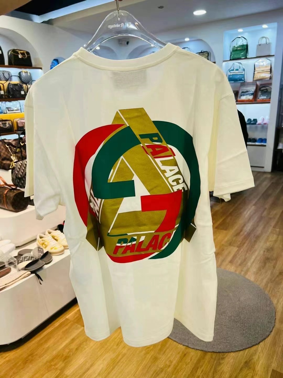 Gucci T恤   S码 63440342658049111