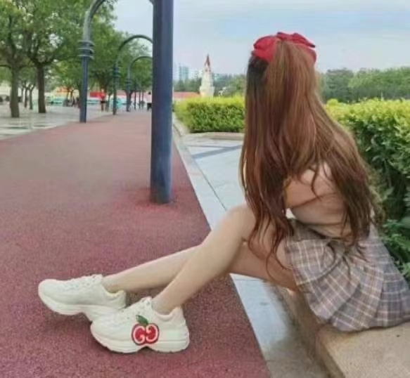 Gucci dad shoes 35.563440340104066112