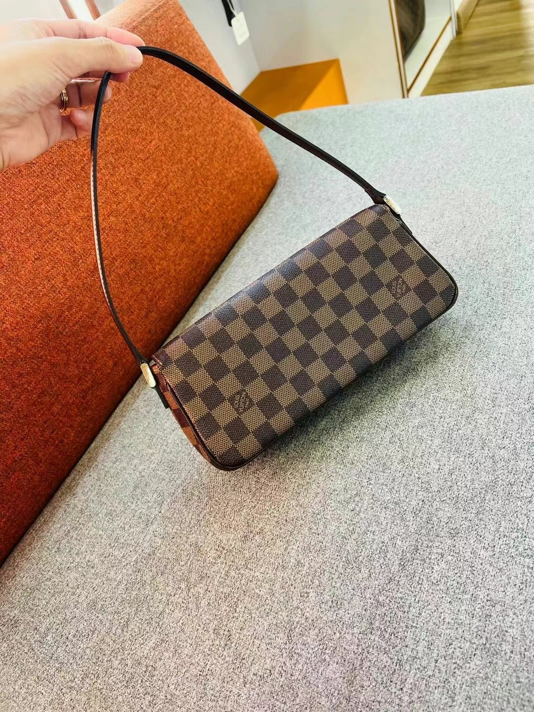 مستعمل، بحالة ممتازة63440339299586112