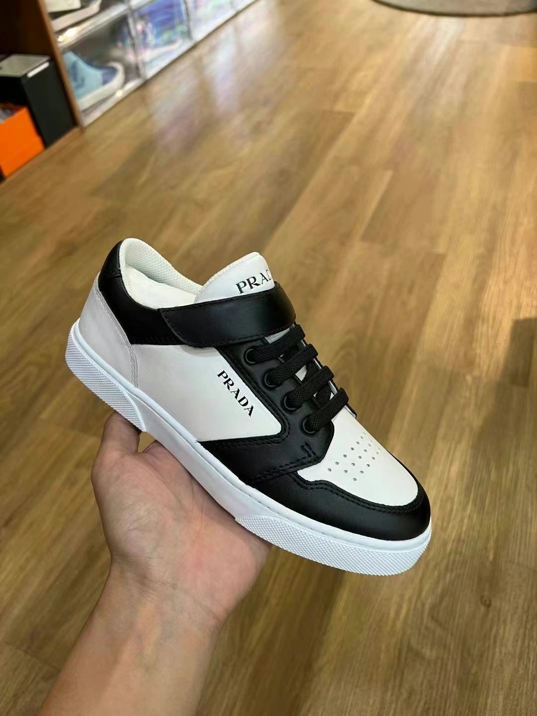 Prada sneakers, size 3563440338981762111