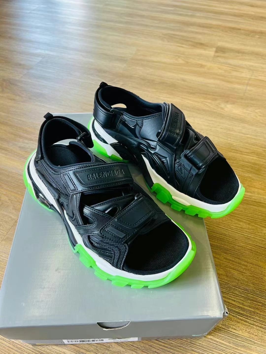 Balenciaga track sandals size 4263440338821505112