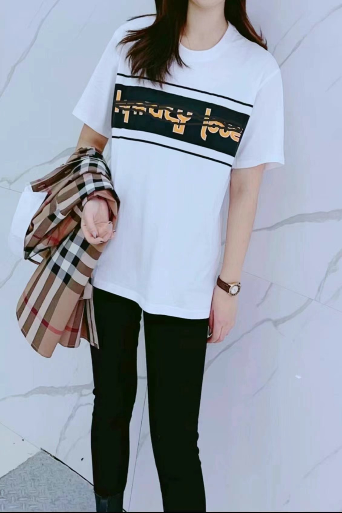 Burberry T-shirt Size M *563440335129986113