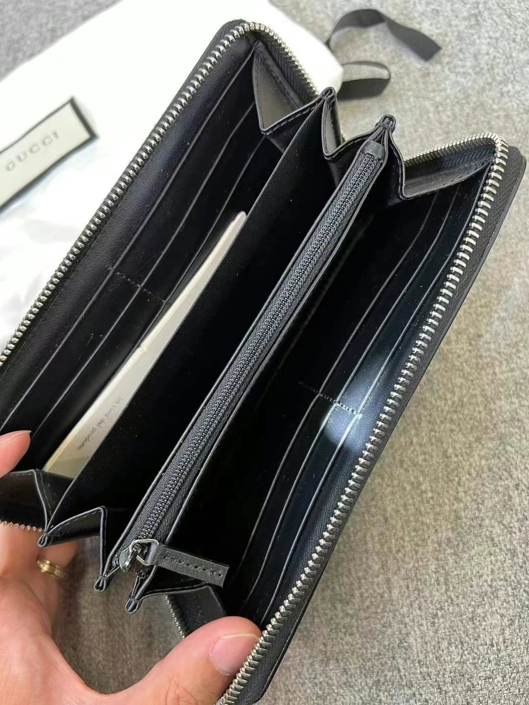 Gucci 长款钱包63440333308035111