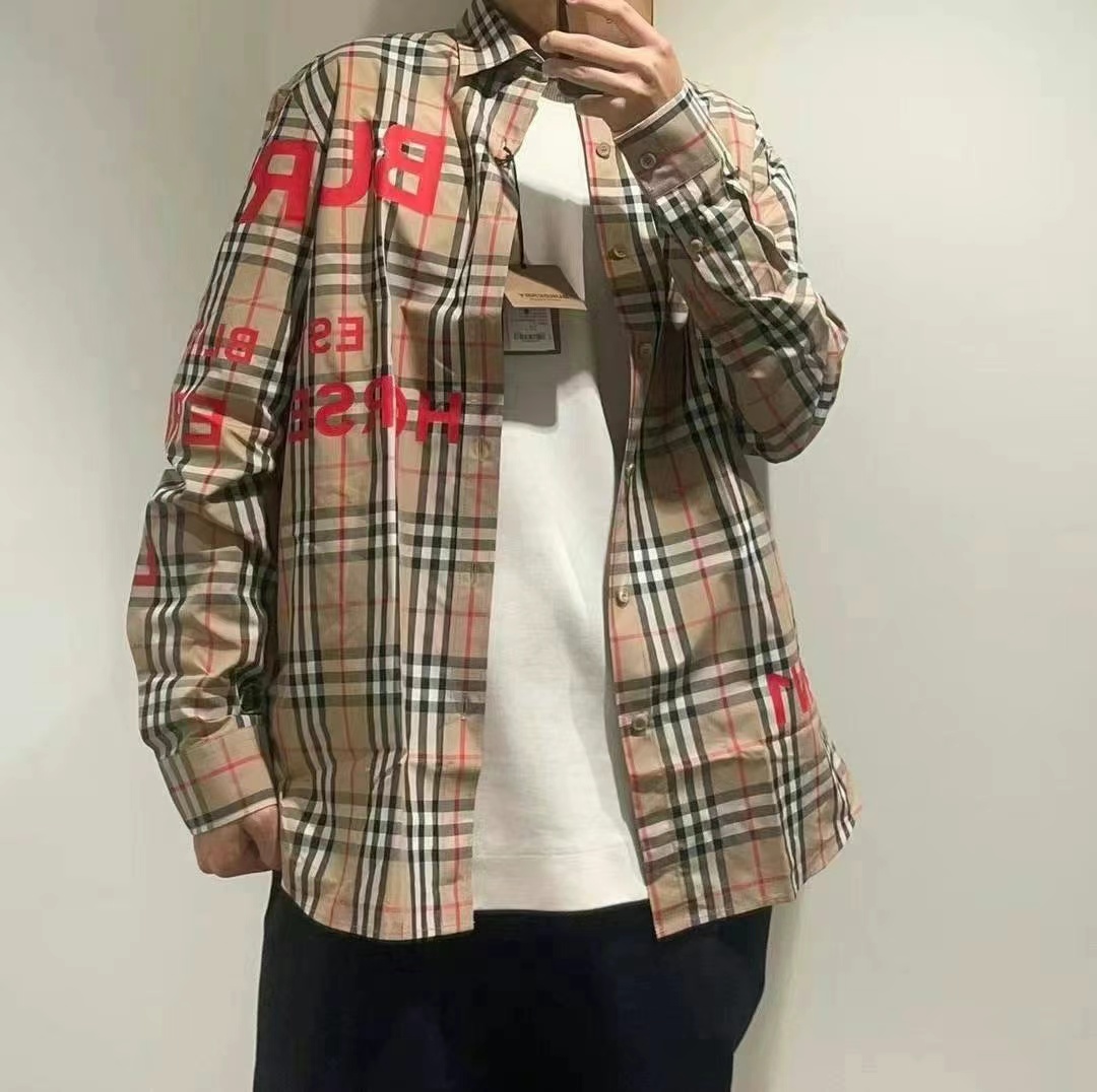 Burberry Shirt Size M ⚠️Employee Purchase Item with 🔴 Red Dot on Inner Label63440323579523113