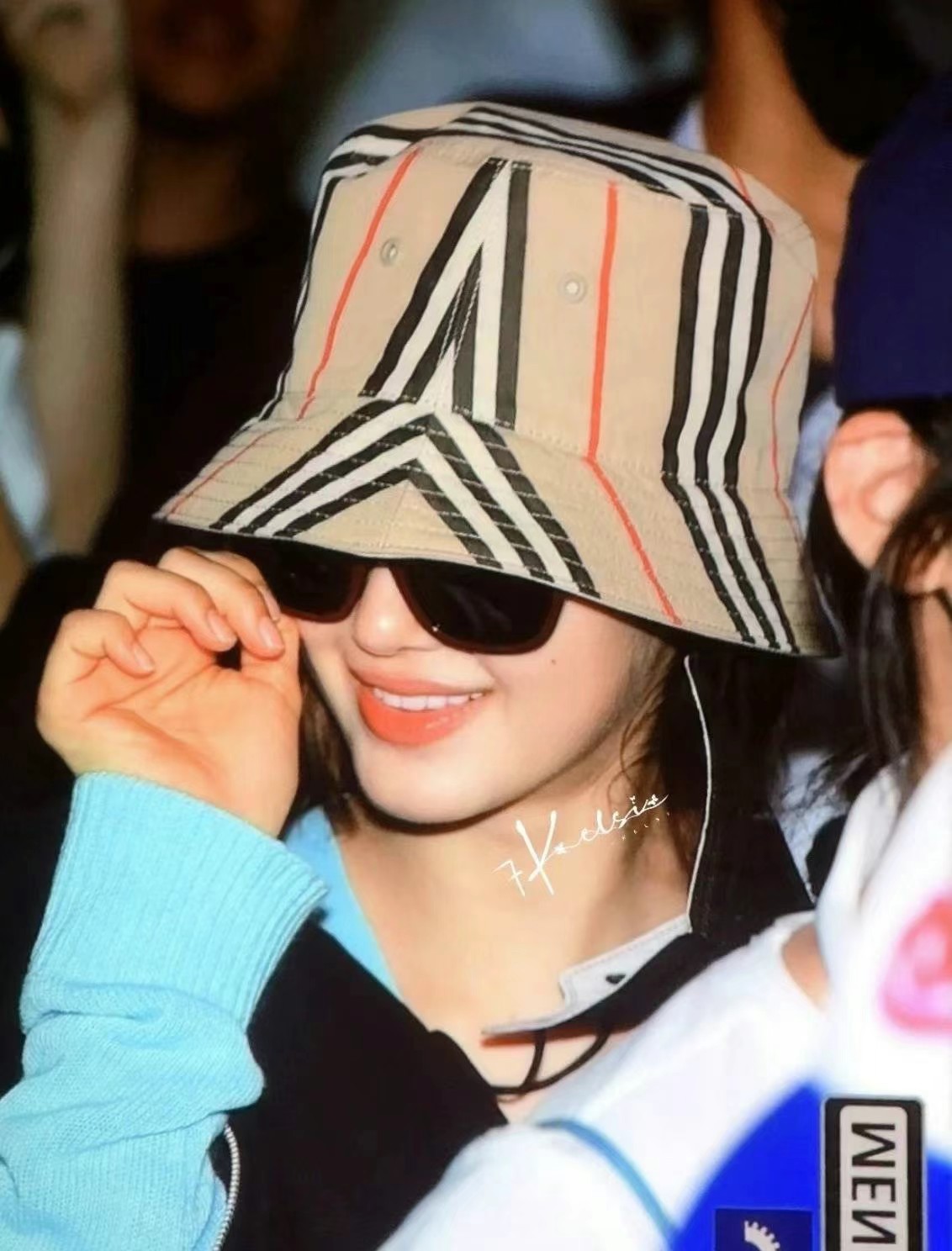 Burberry Bucket Hat Size S L63440294955521112