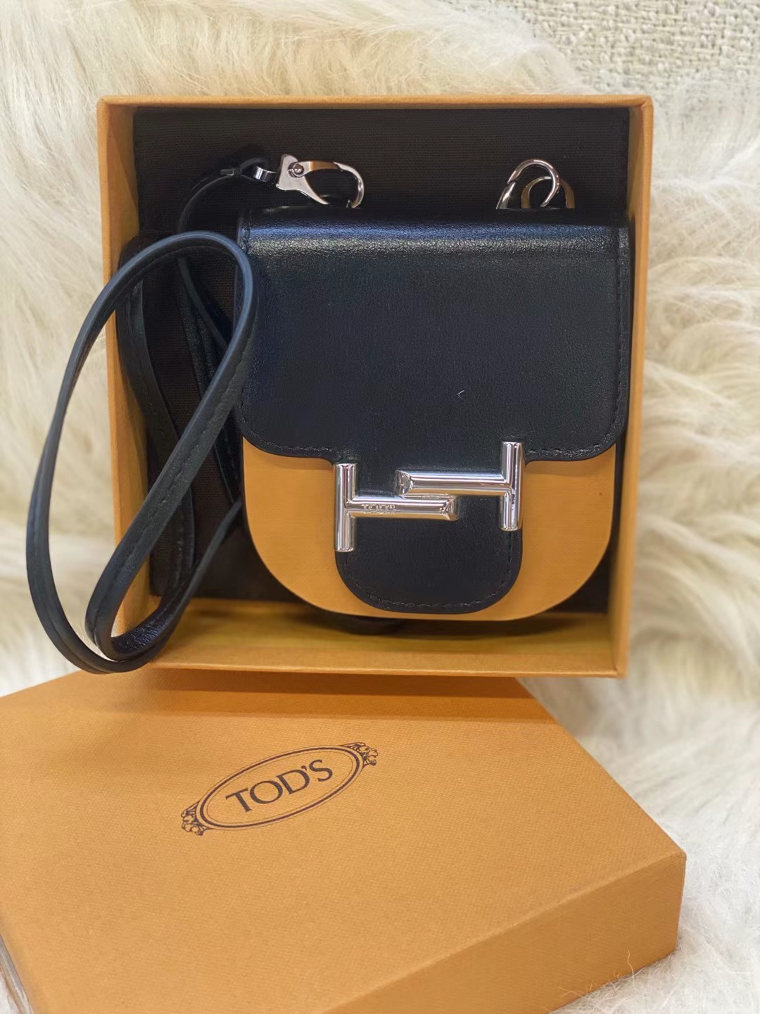 Tod's Mini crossbody bag, brand endorsed by Xiao Zhan (brand new)63440291750529111