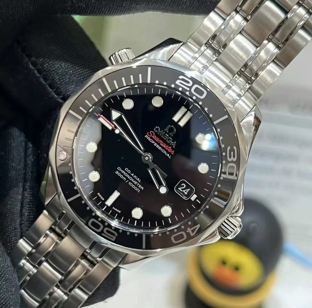 Omega Classic Seamaster 300, Black 41mm Discontinued Model63440282315267111