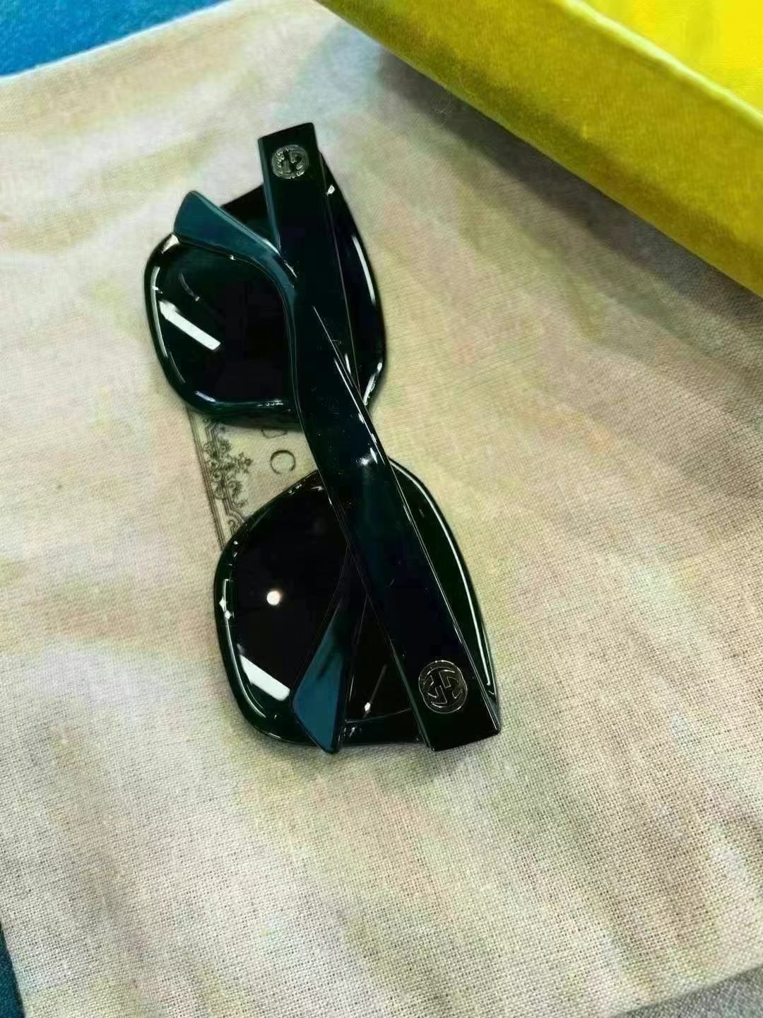 Gucci sunglasses unisex63440279738755111