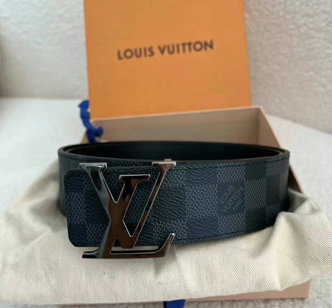 LV Classic Checkered Men's Belt 95cm63440276349569110