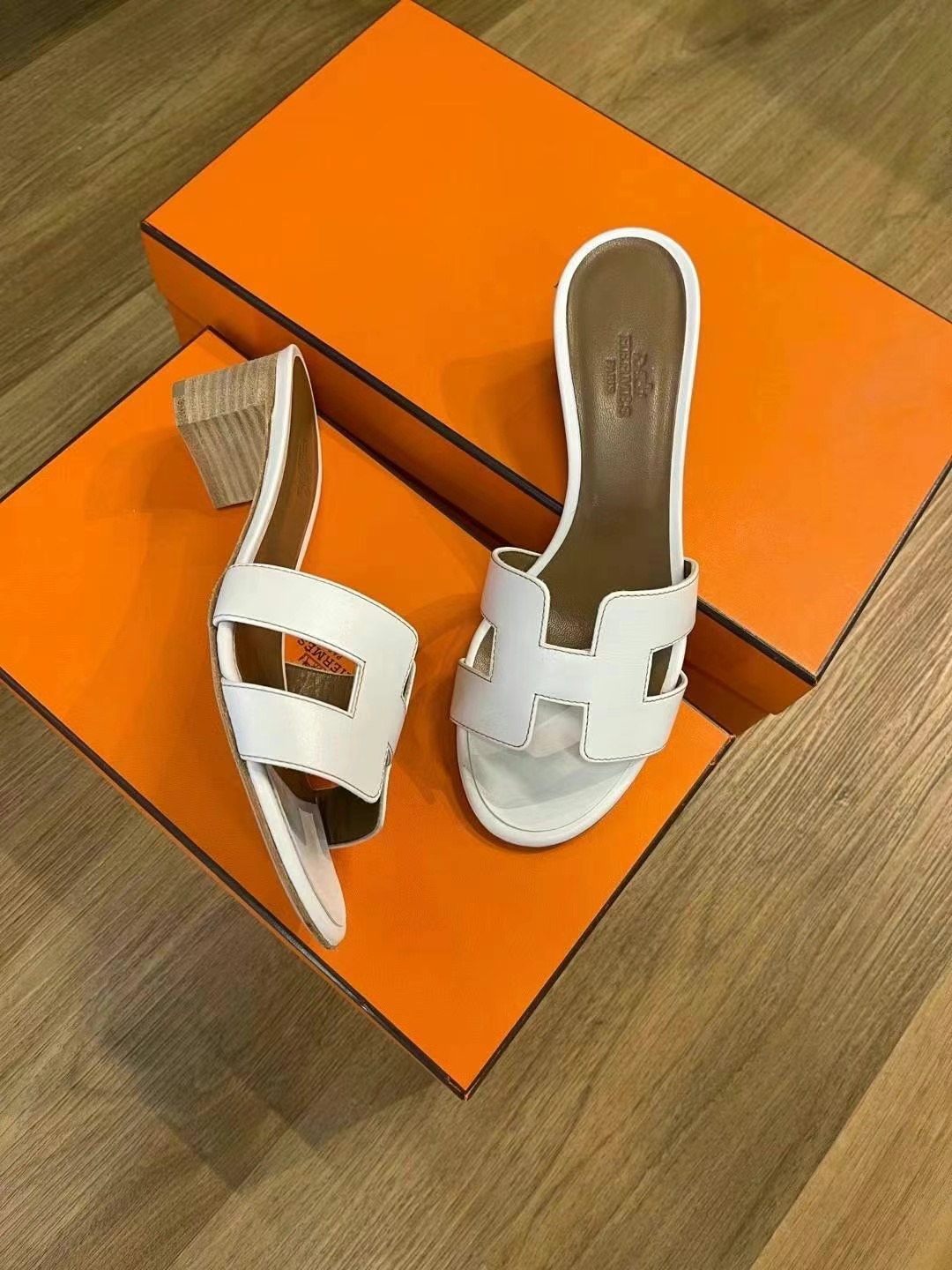 Hermes H High Heel Slippers Size 37.563440264880513111