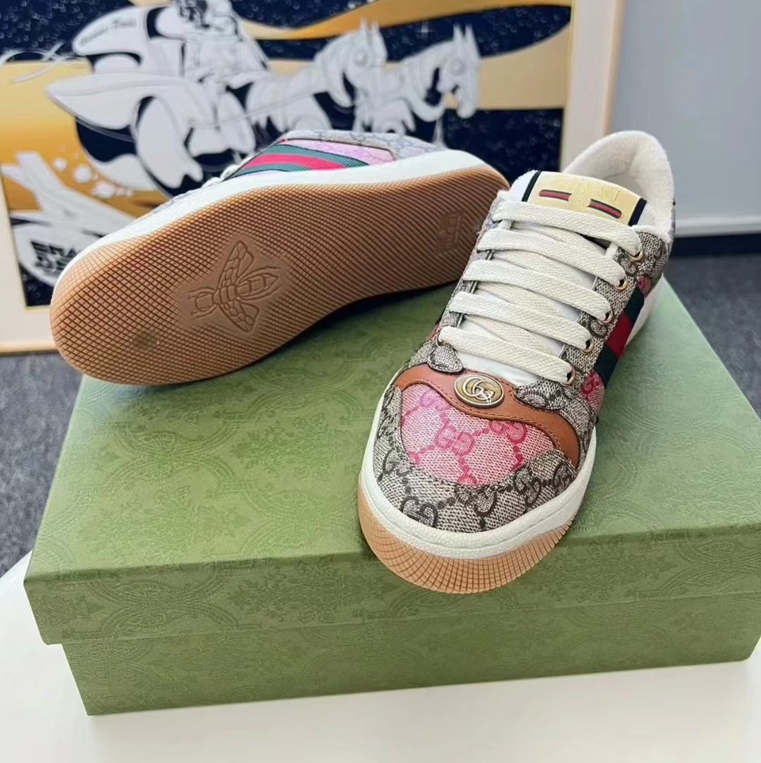 حذاء رياضي Gucci متعدد الألوان بمقاس 3663440262496258111