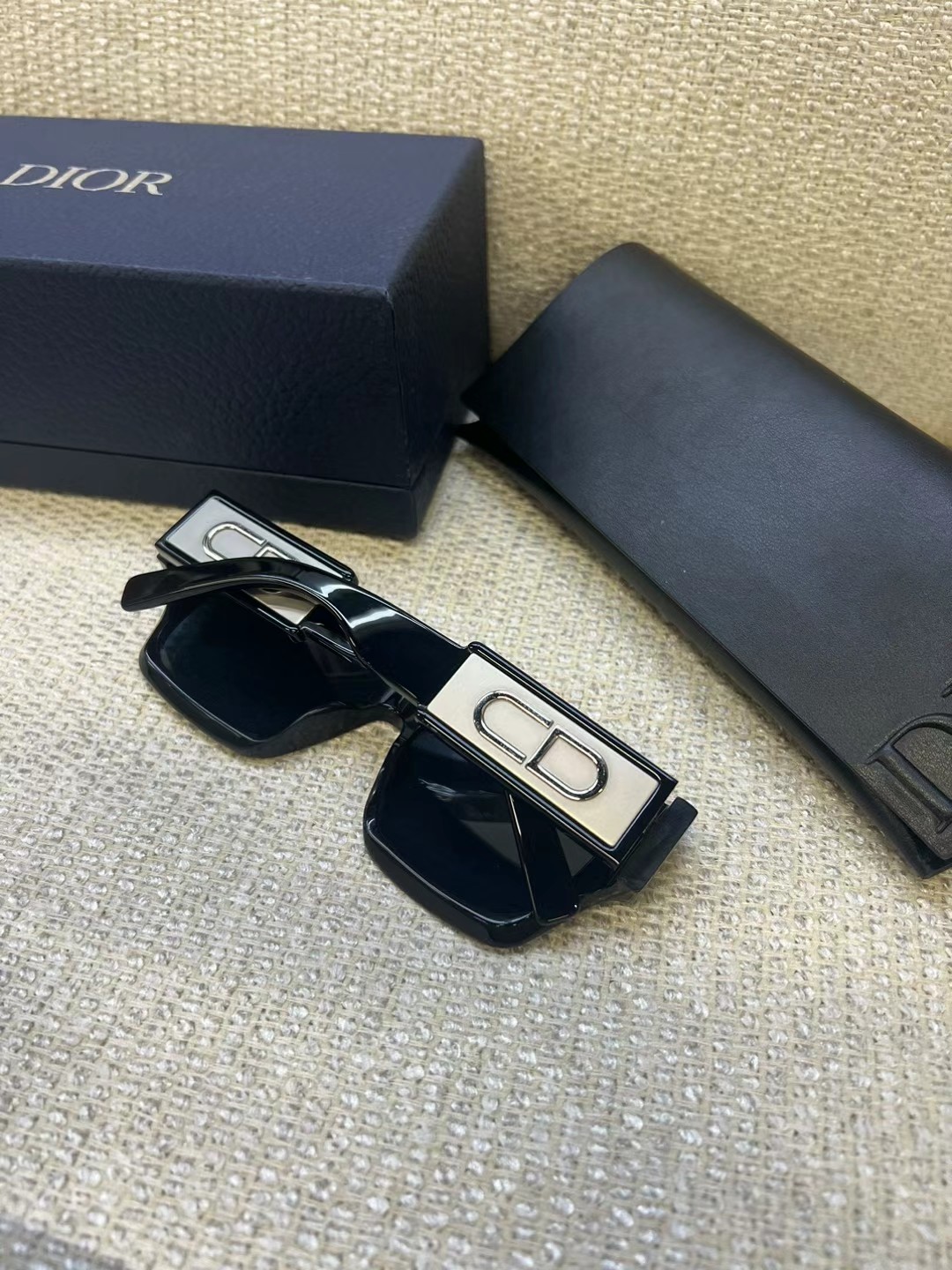 نظارات شمسية ديور للرجال والنساء63440258161409111
