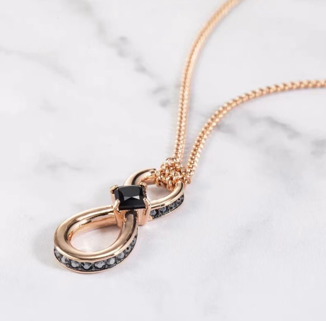 Swarovski Necklace63440246790529111