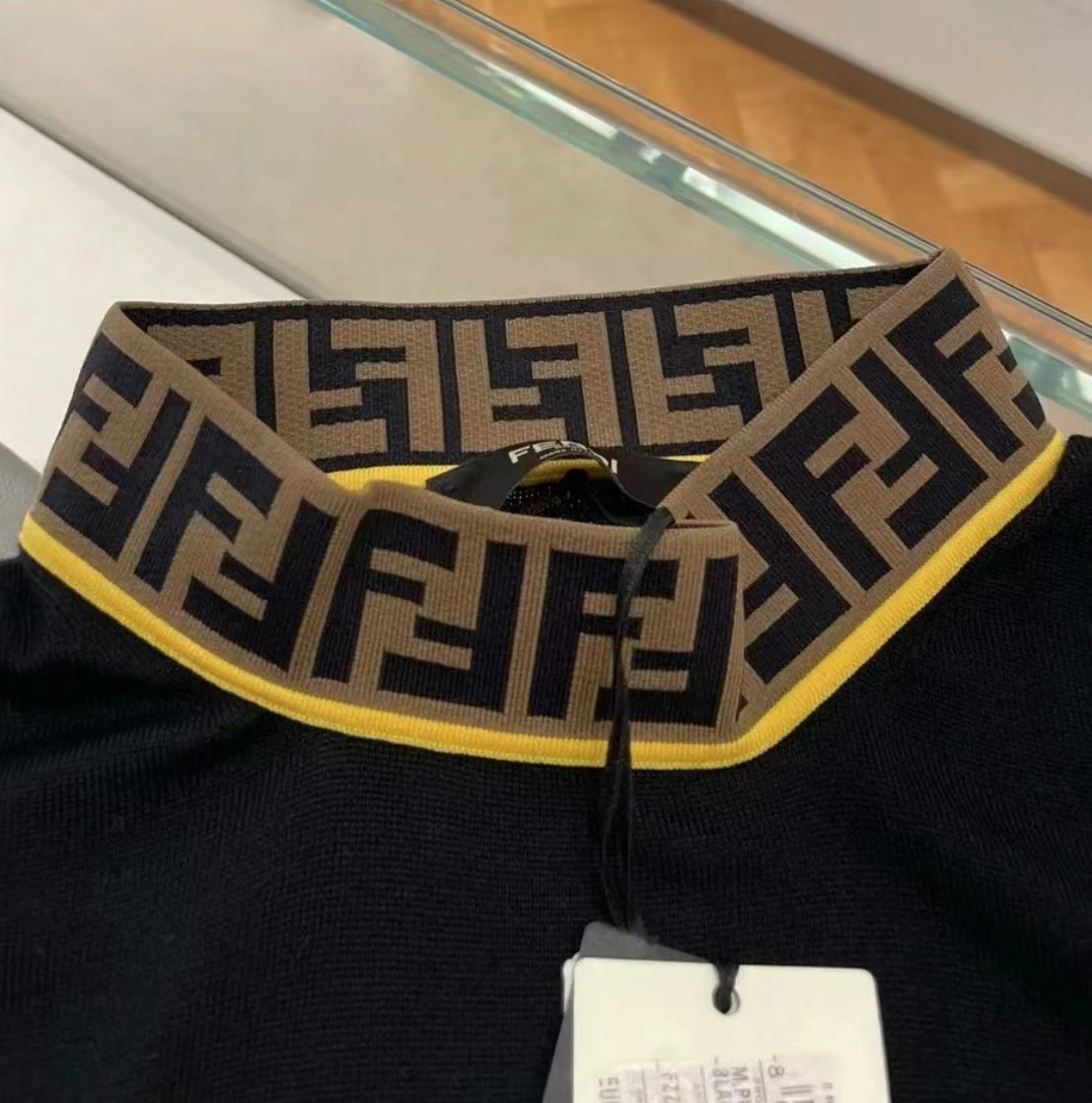 Fendi sweater size 4863440245672323111