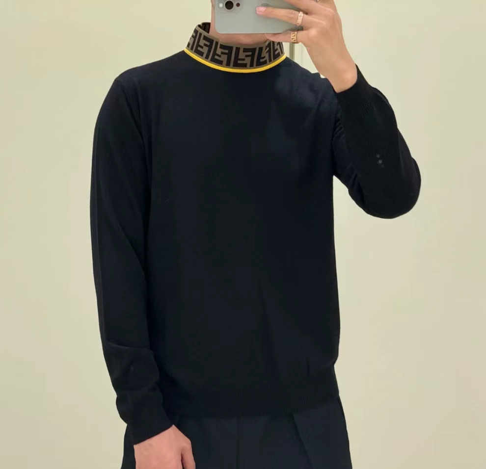 Fendi sweater size 4863440245672323112