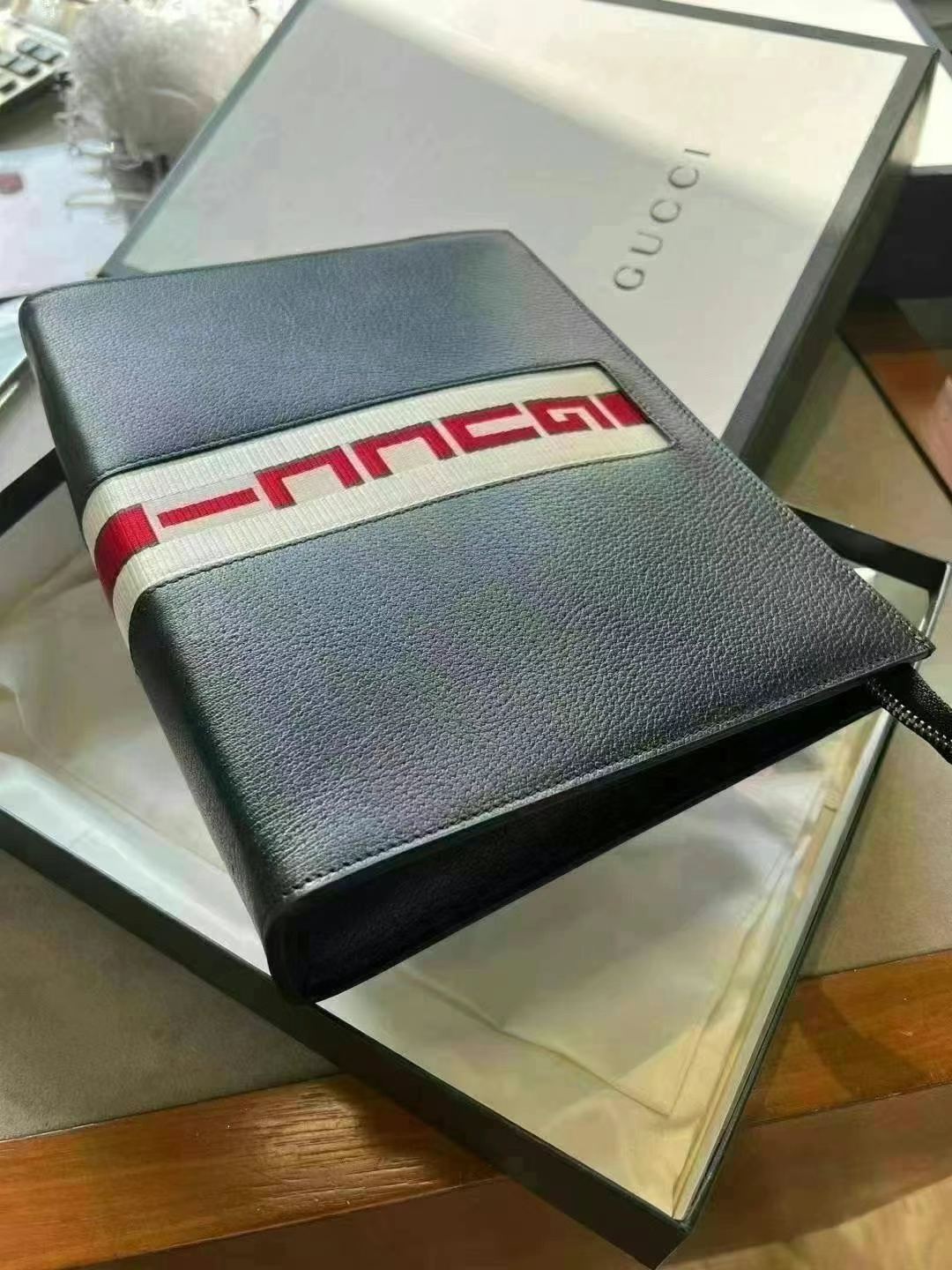 Gucci 男士手包63440244395139112