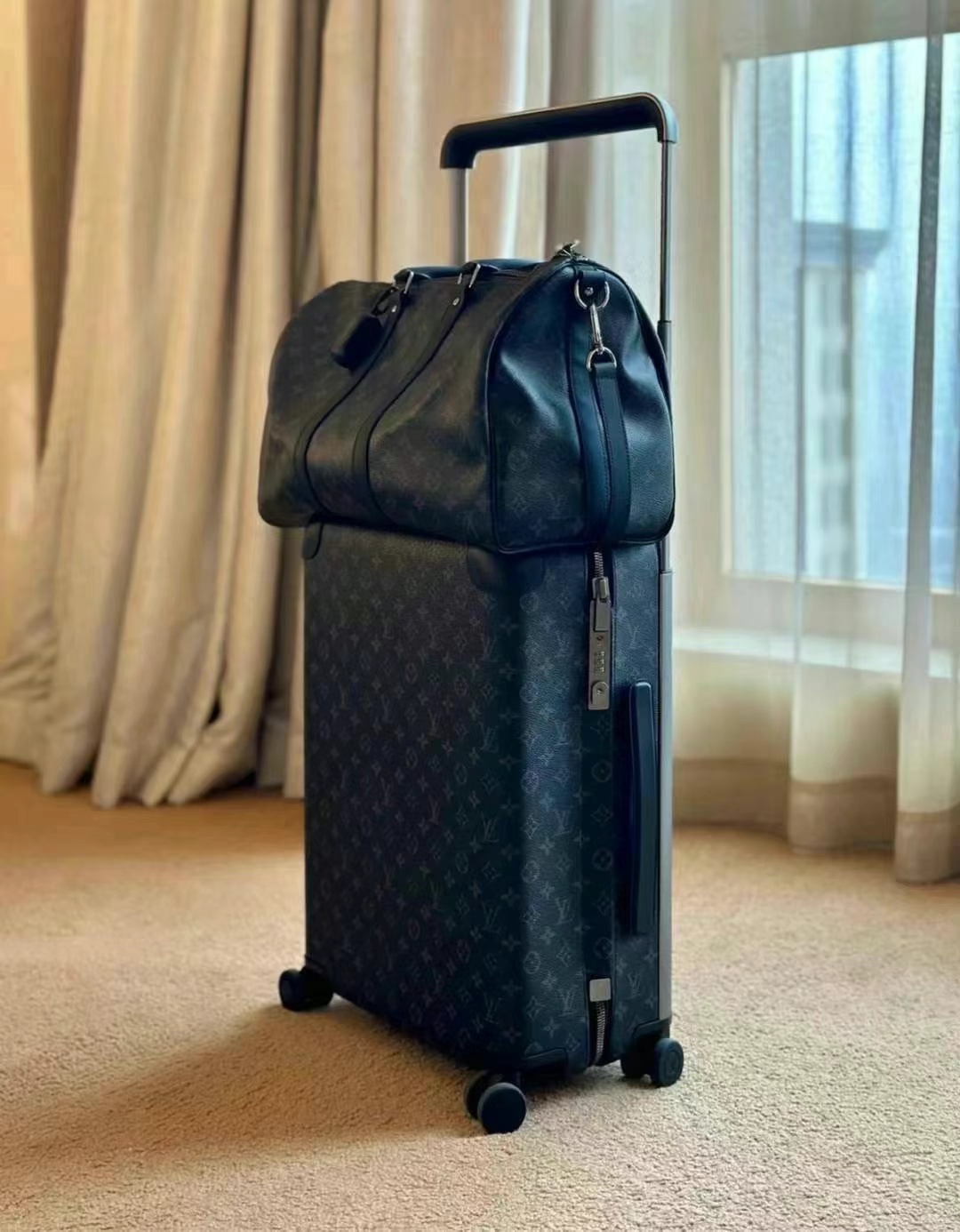 LV Black Knight Vintage Boarding Case 5563440240737281112