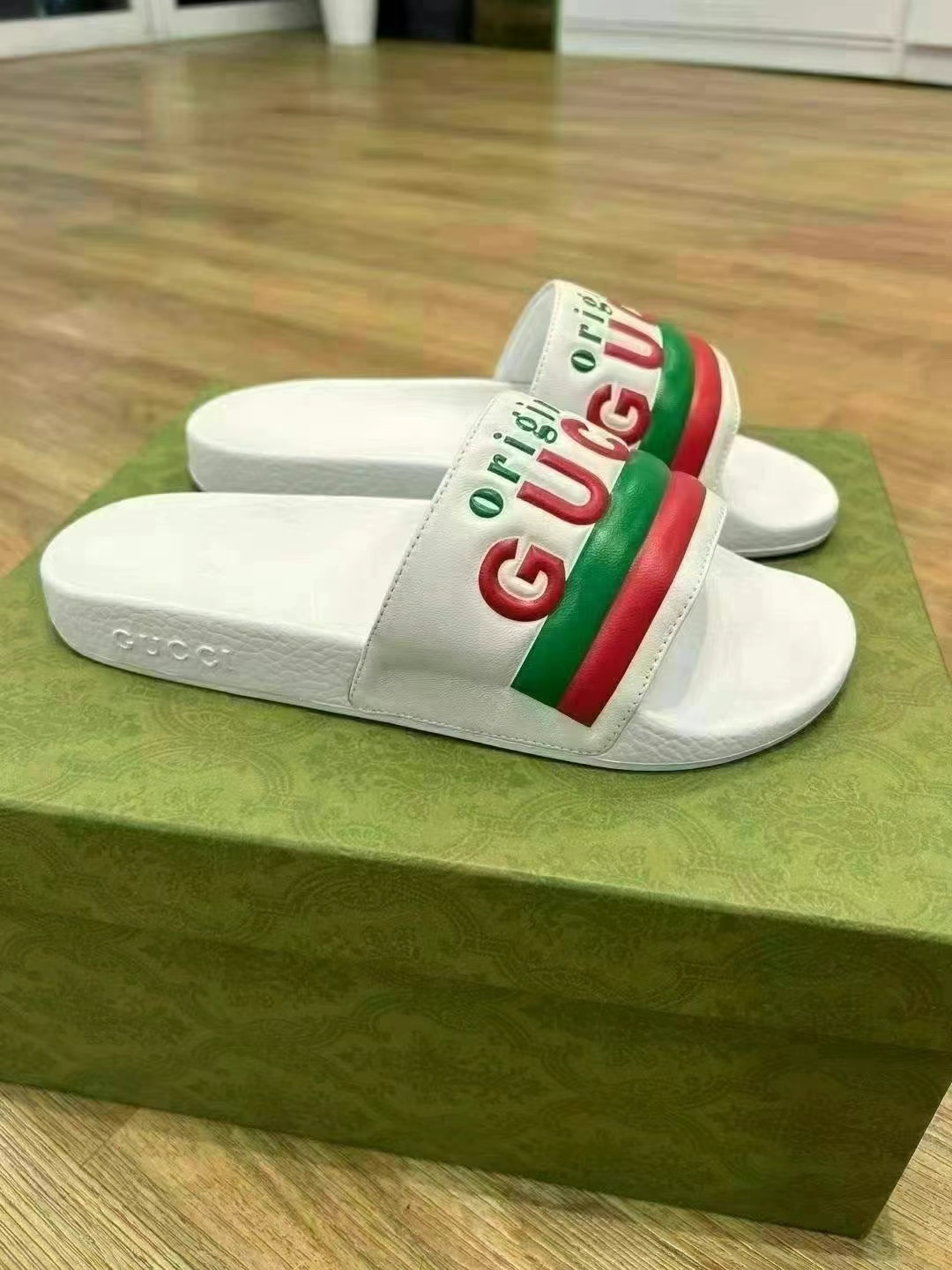 Gucci beach sandals63440239942401111