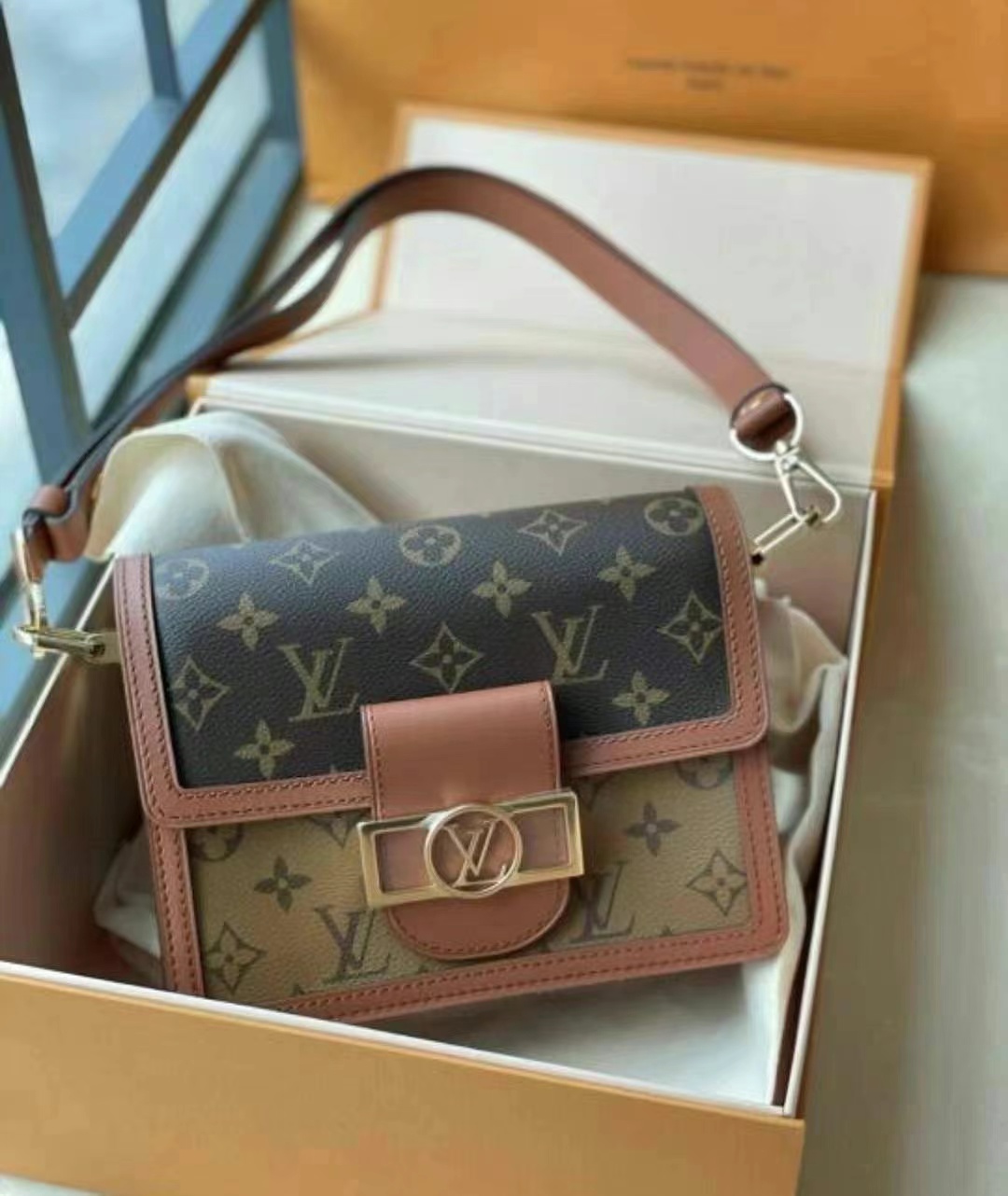 LV Daphne Small Size63440239786625110