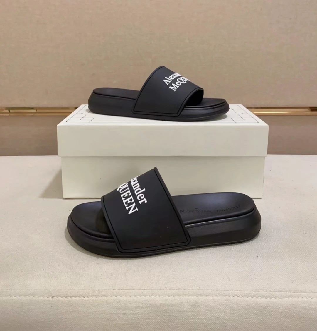 McQueen beach sandals 41 4263440237656323112