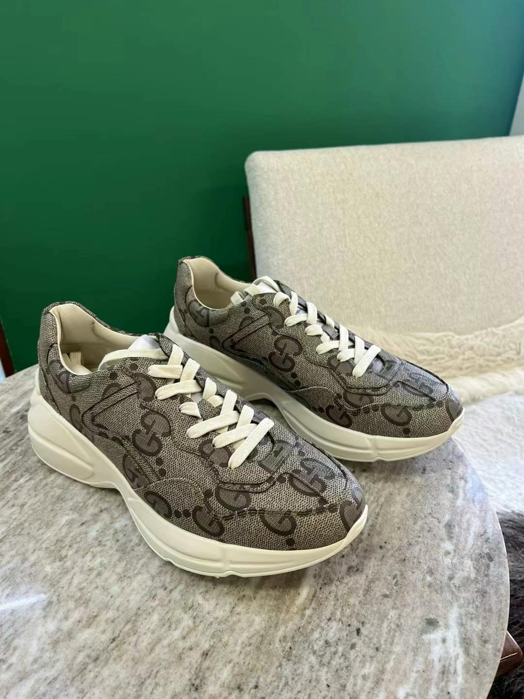 Gucci dad shoes, size 41.563440218526082111
