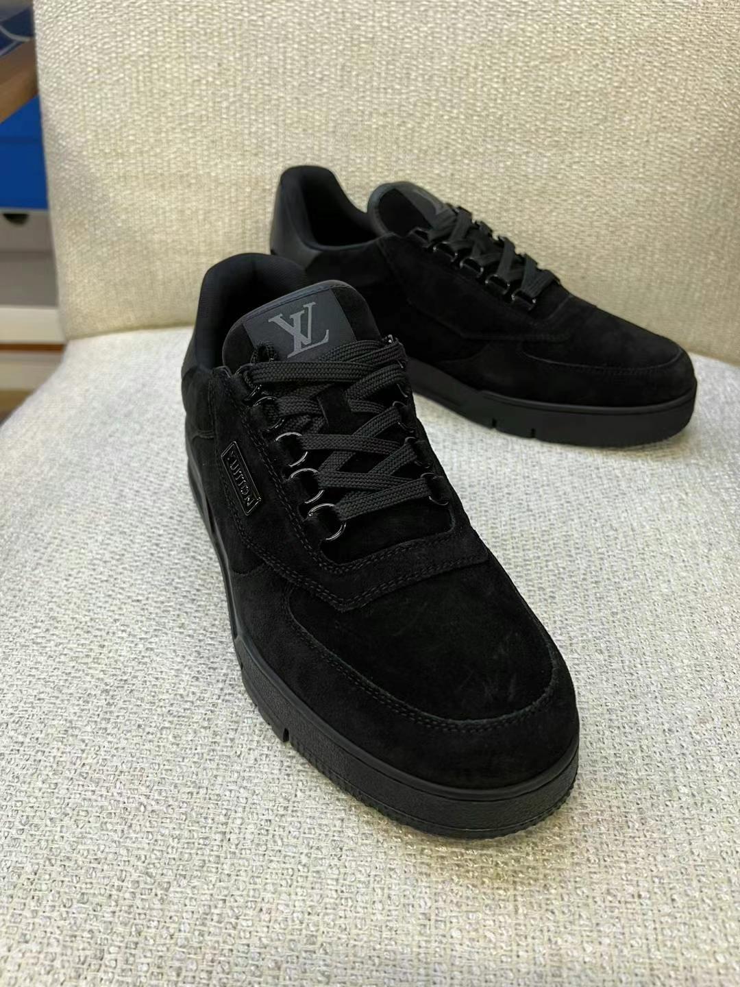 LV work shoes sneaker 41 41.5 4263440215411201111