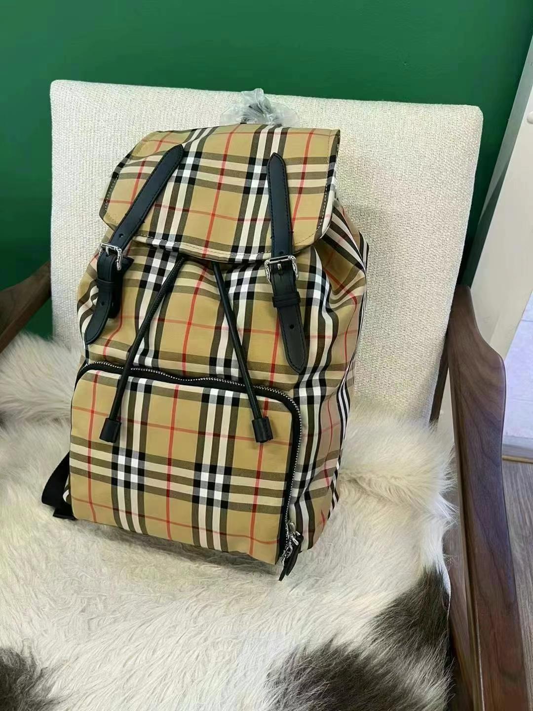 بوروبري، حقيبة ظهر63440203174017111
