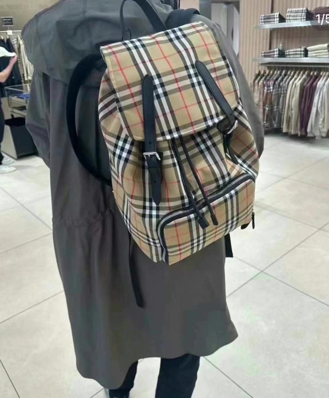 بوروبري، حقيبة ظهر63440203174017112
