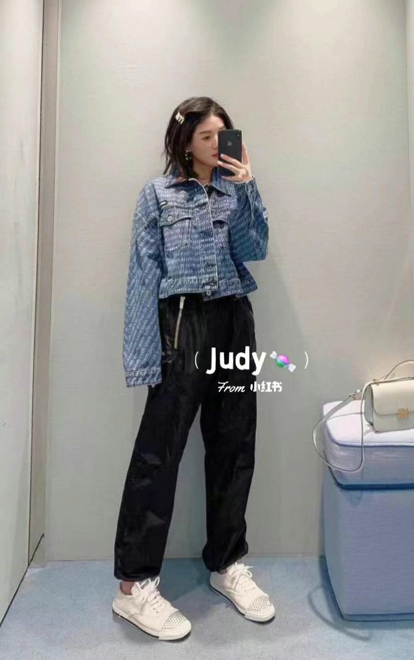 MiuMiu 满logo牛仔衣 38码63440192213891114
