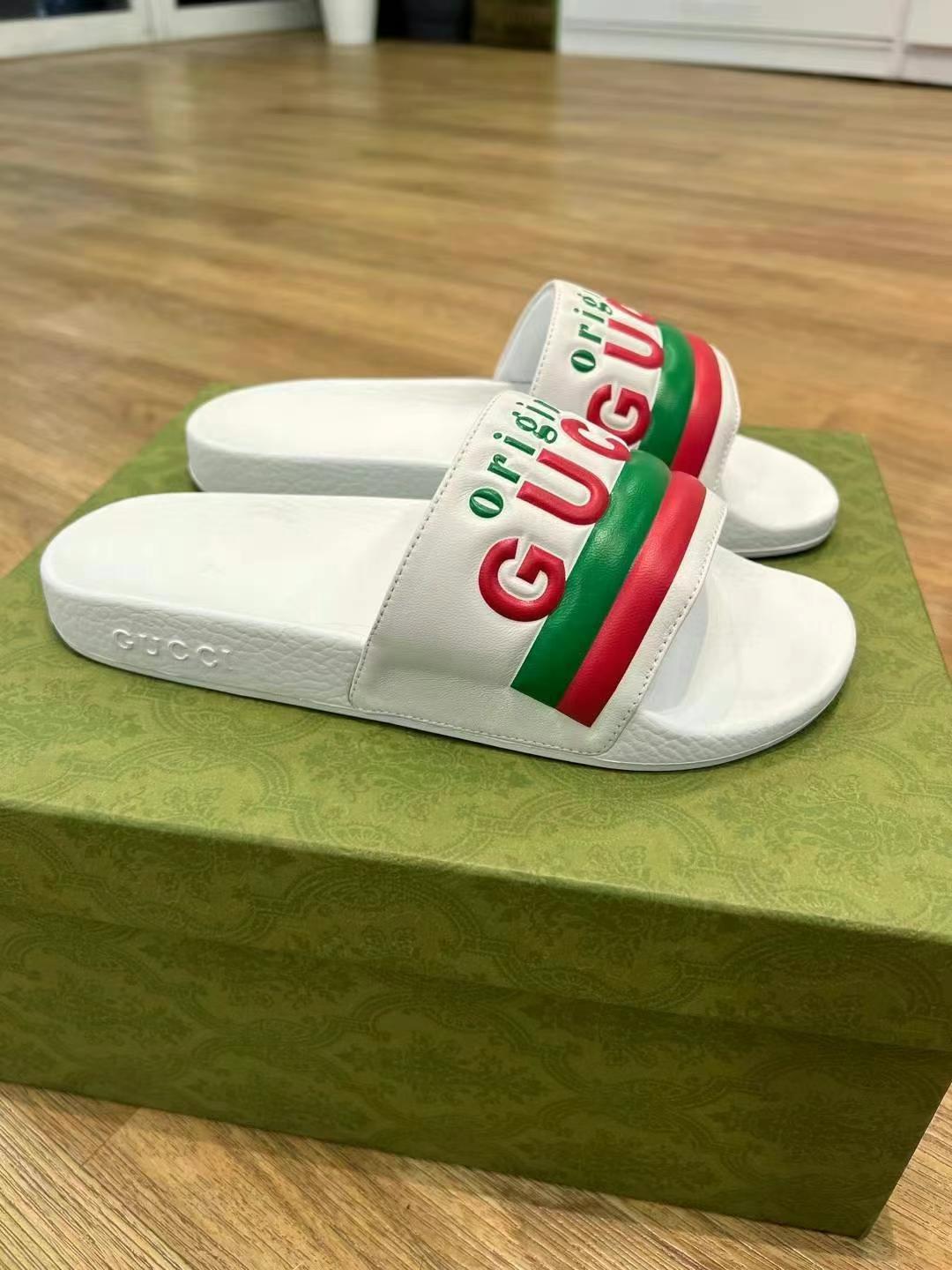 Restocking Gucci beach sandals, unisex style, all sizes currently available63440178081537111