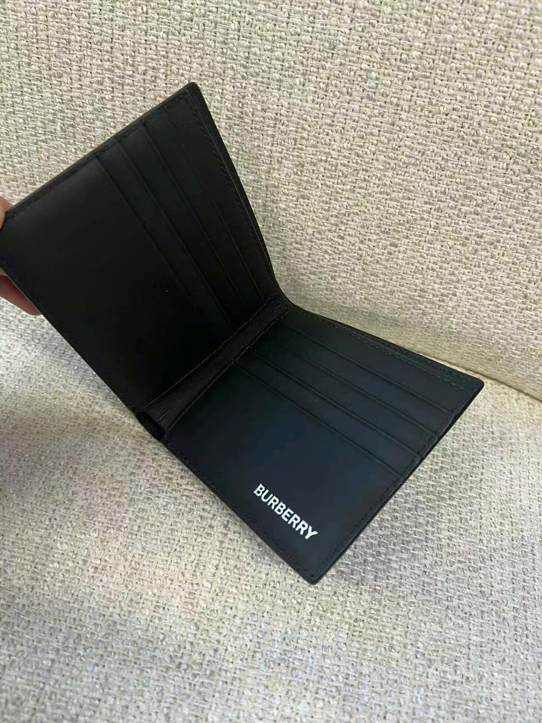 بوروغيس ويلت63440173688834111