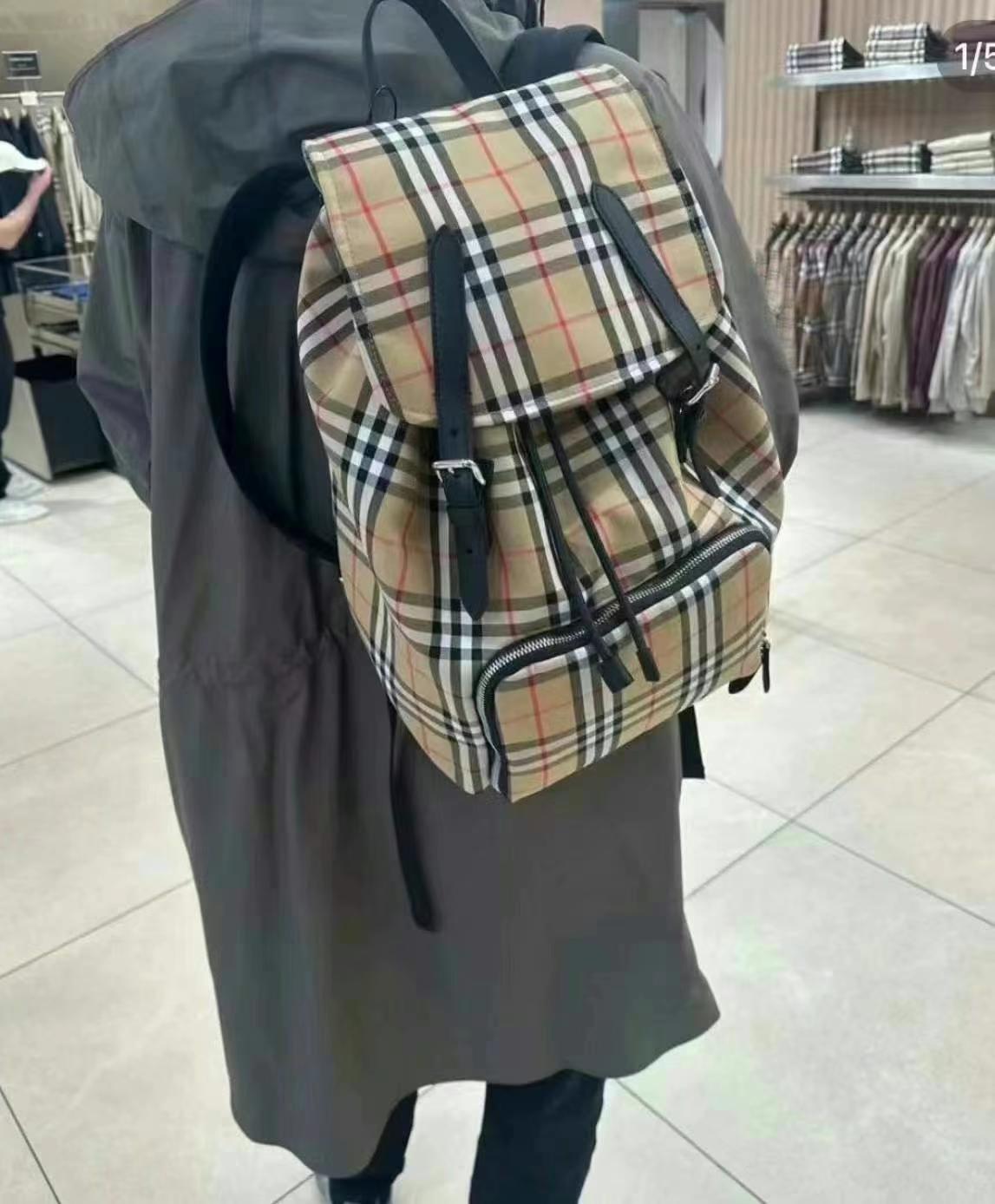 Burberry Backpack63440170498178112