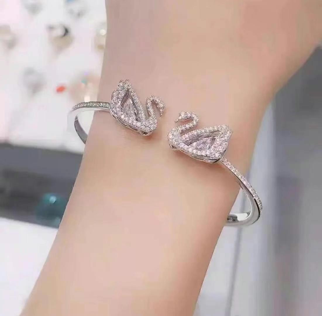 سواروفسكي سوار63440156353155111