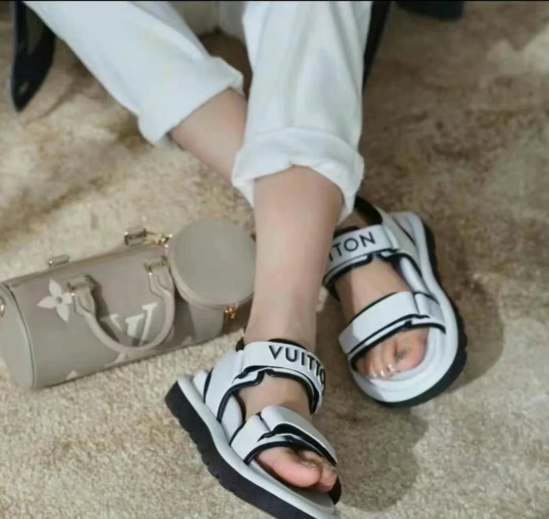 LV sandals size 3663440151309185111