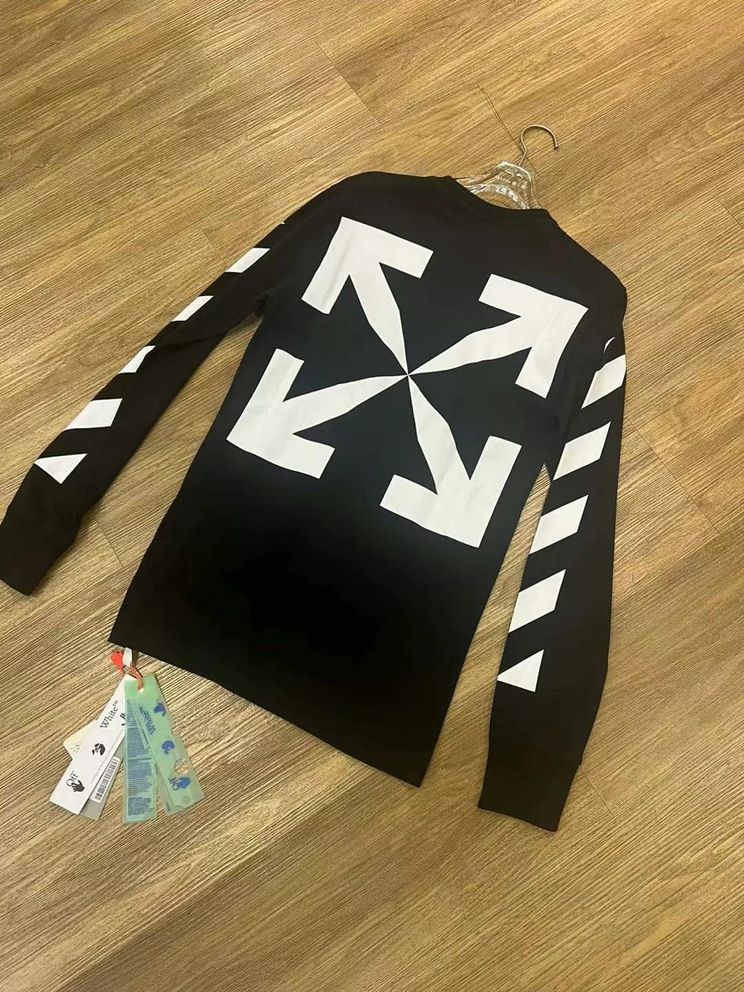 Off-white T-shirt hoodie, slim fit, size XS63440147175938111