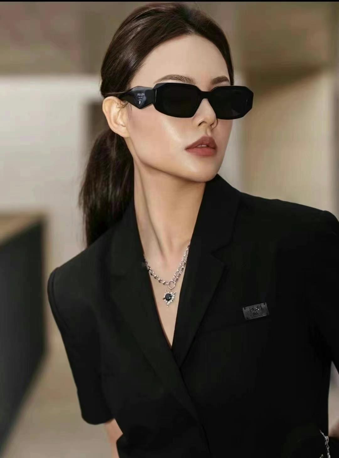 Prada sunglasses63440141030018112
