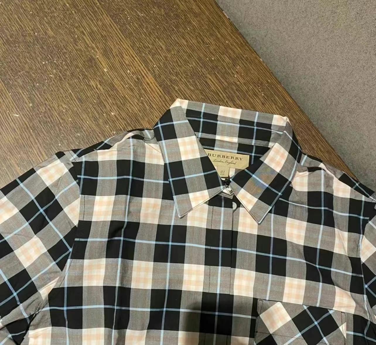 Burberry Women's Shirt L XL Size63440131228802111