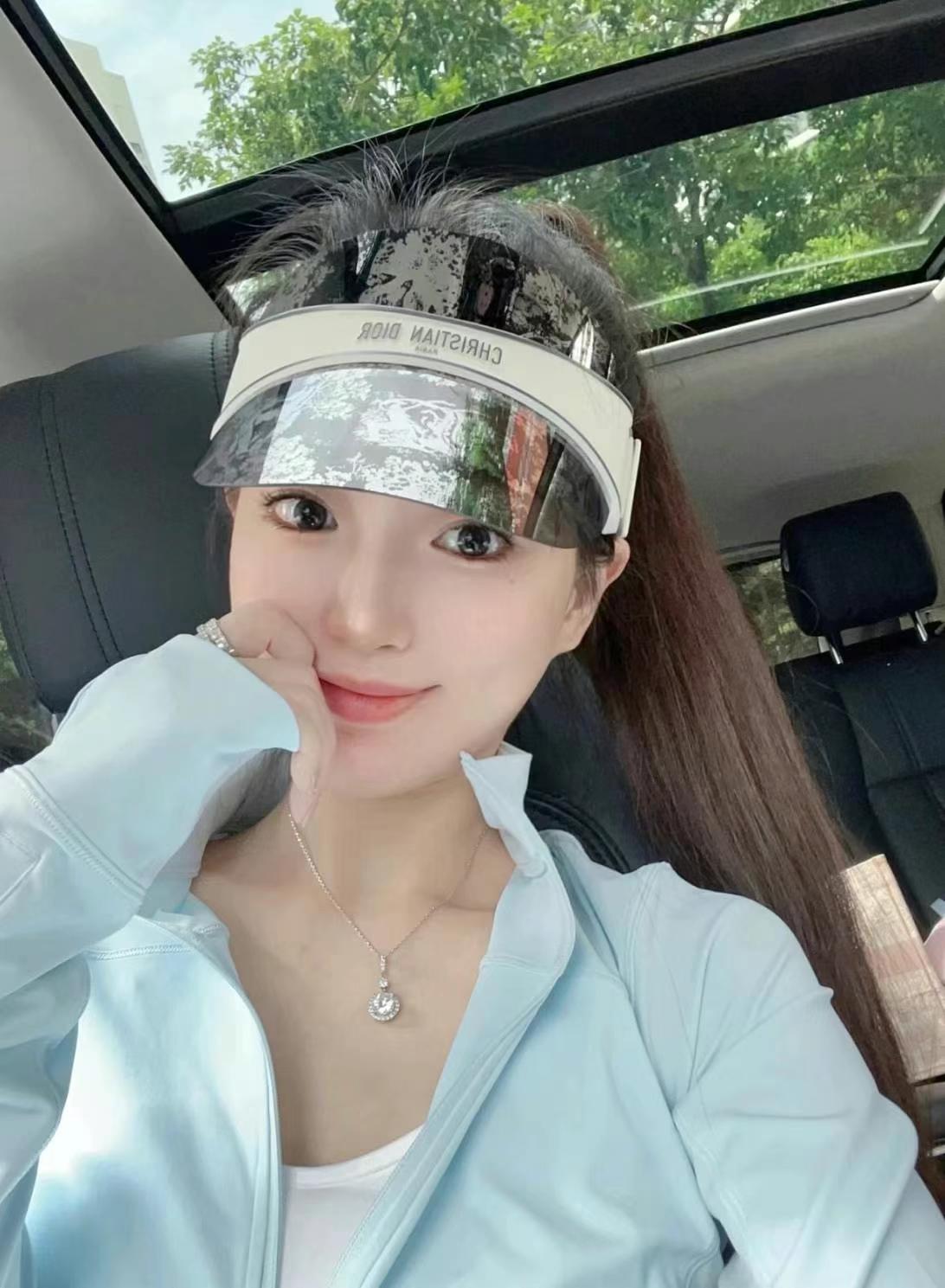 Dior sun hat63440130256259112