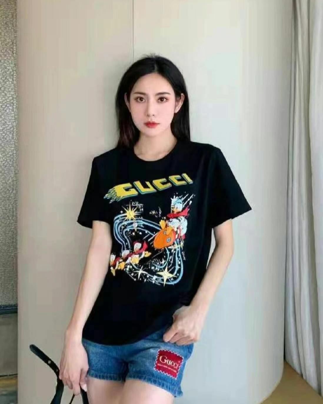 Gucci T-shirt in size XXS63440090388225112