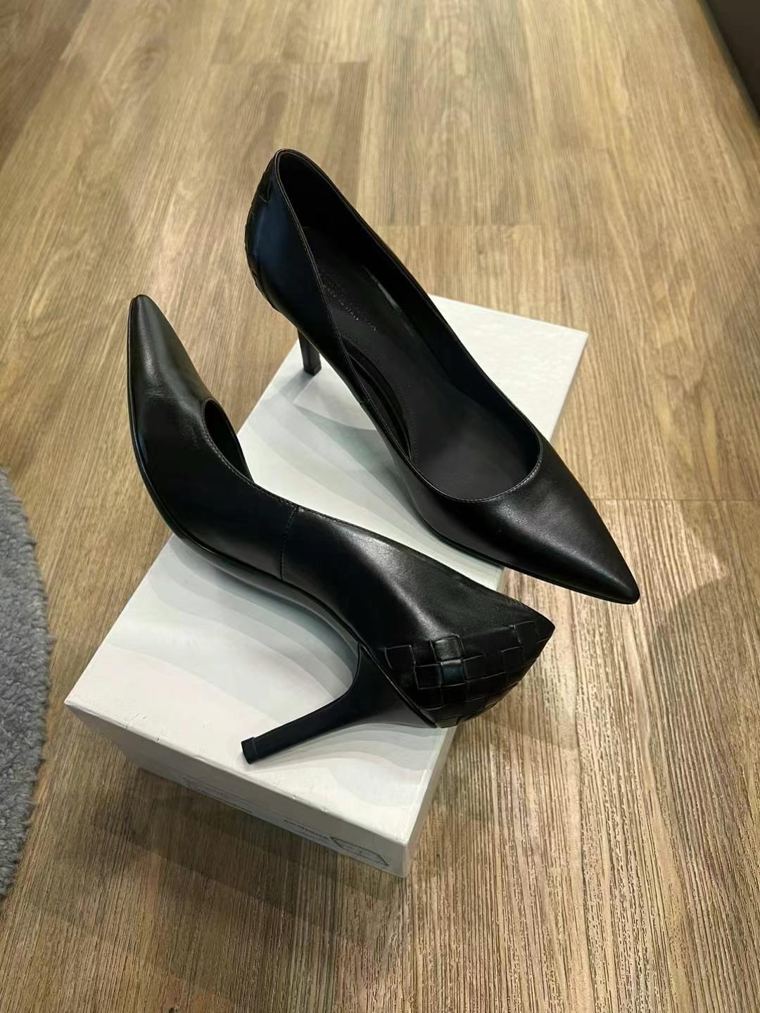 BV heels size 3763440075951873111