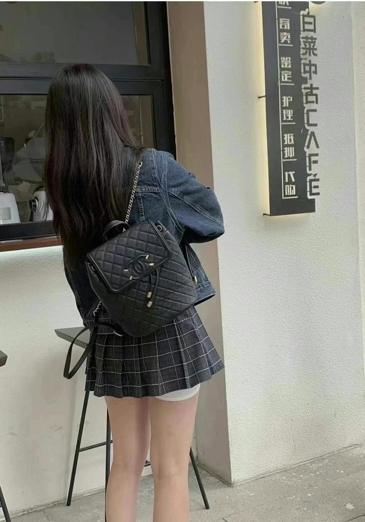 Chanel, Blue Calfskin Backpack ⚠️ Dark Blue63440068777218112